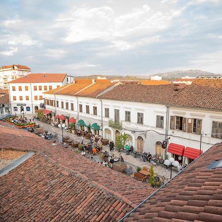 Hotel Carmen Шкодер Экстерьер фото