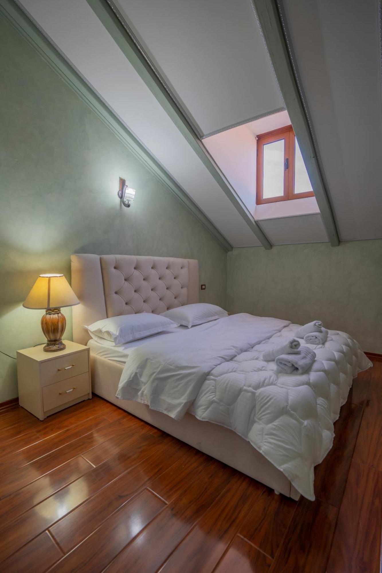 Hotel Carmen Шкодер Экстерьер фото