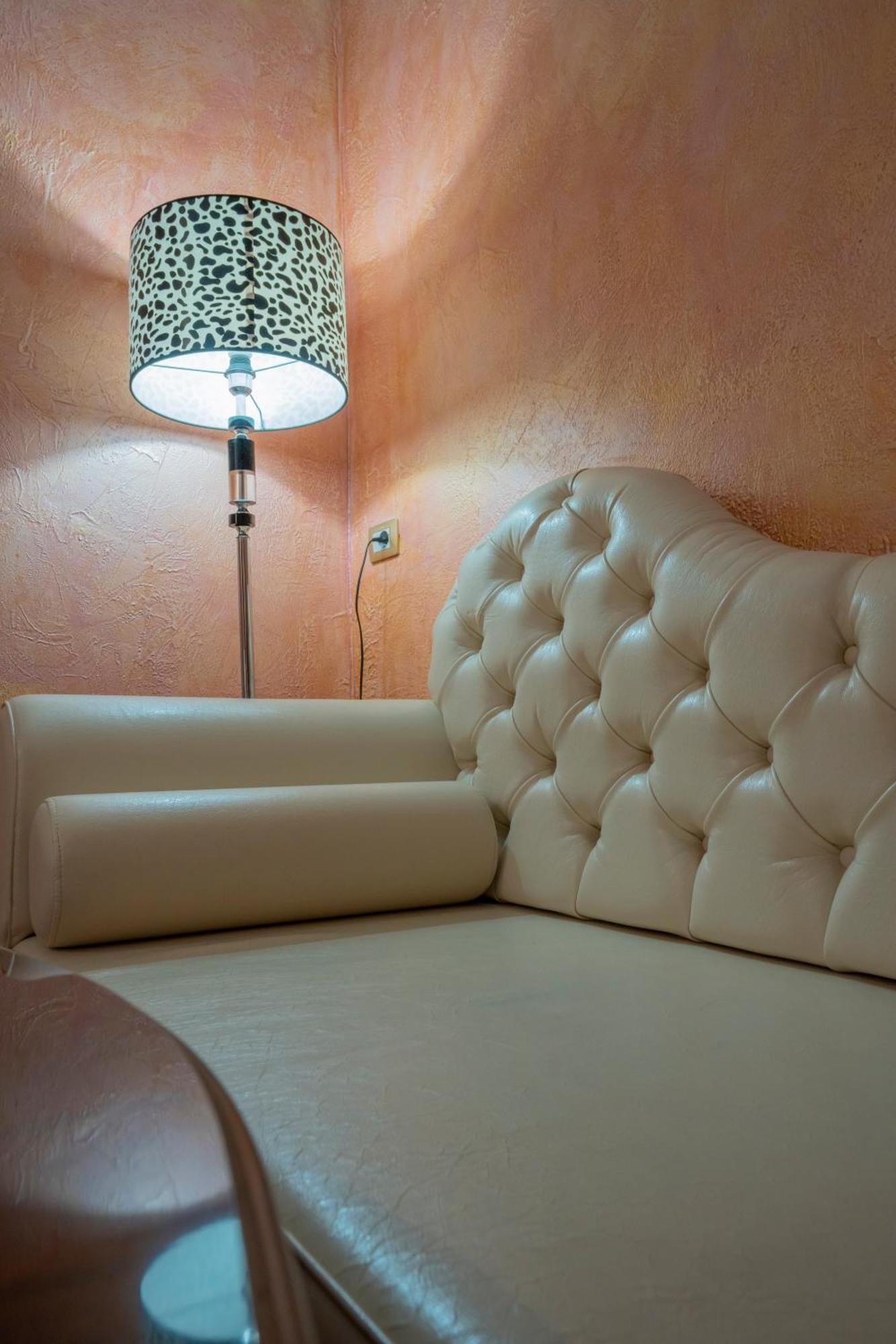 Hotel Carmen Шкодер Экстерьер фото
