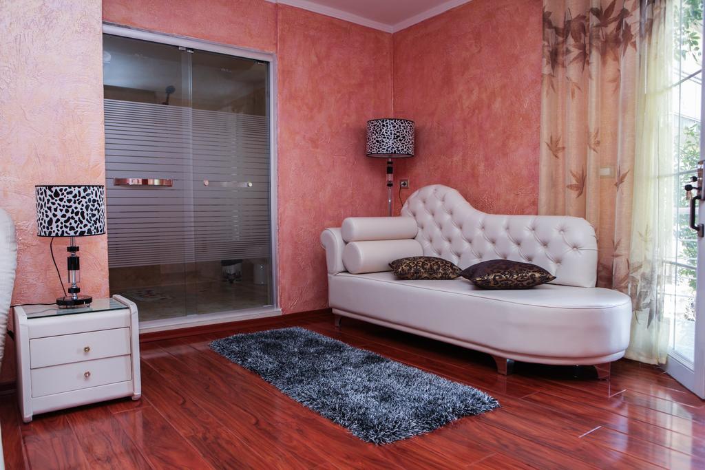 Hotel Carmen Шкодер Номер фото