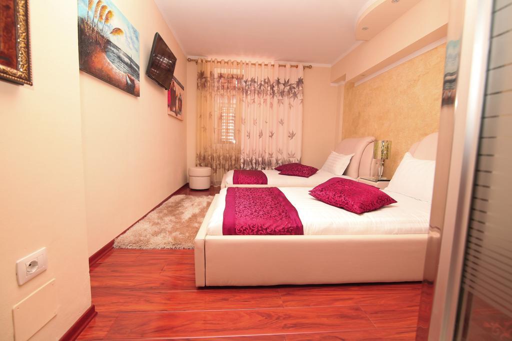 Hotel Carmen Шкодер Экстерьер фото