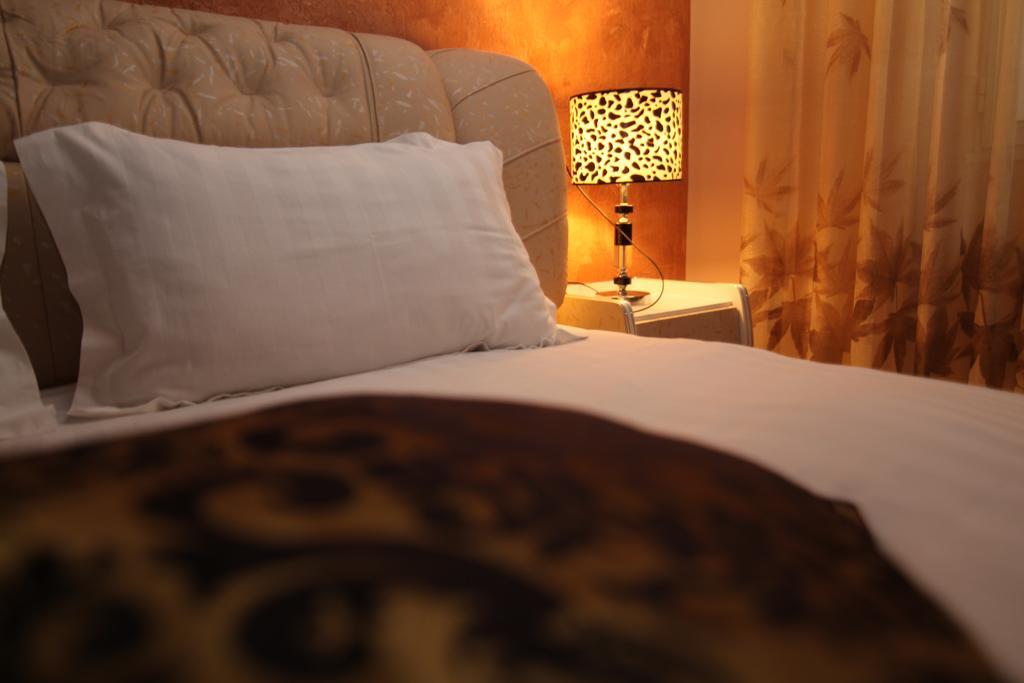Hotel Carmen Шкодер Номер фото