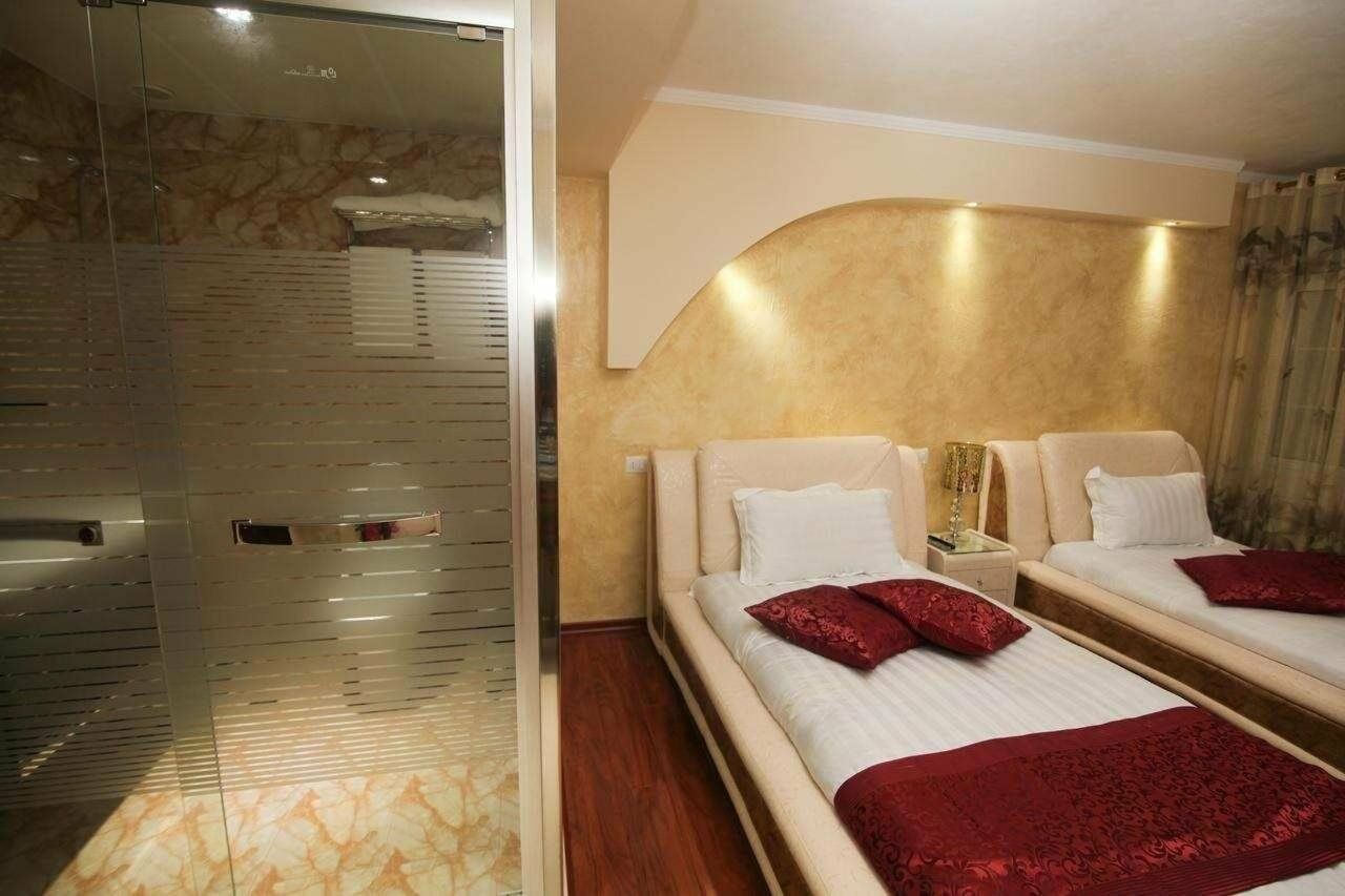 Hotel Carmen Шкодер Экстерьер фото